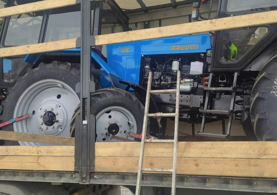 Перевозка партии тракторов из Беларуси в одну из стран Африки