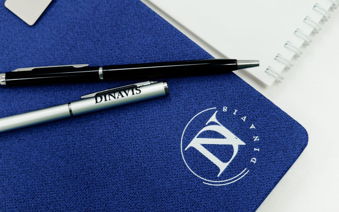 Фирменный стиль компании DINAVIS