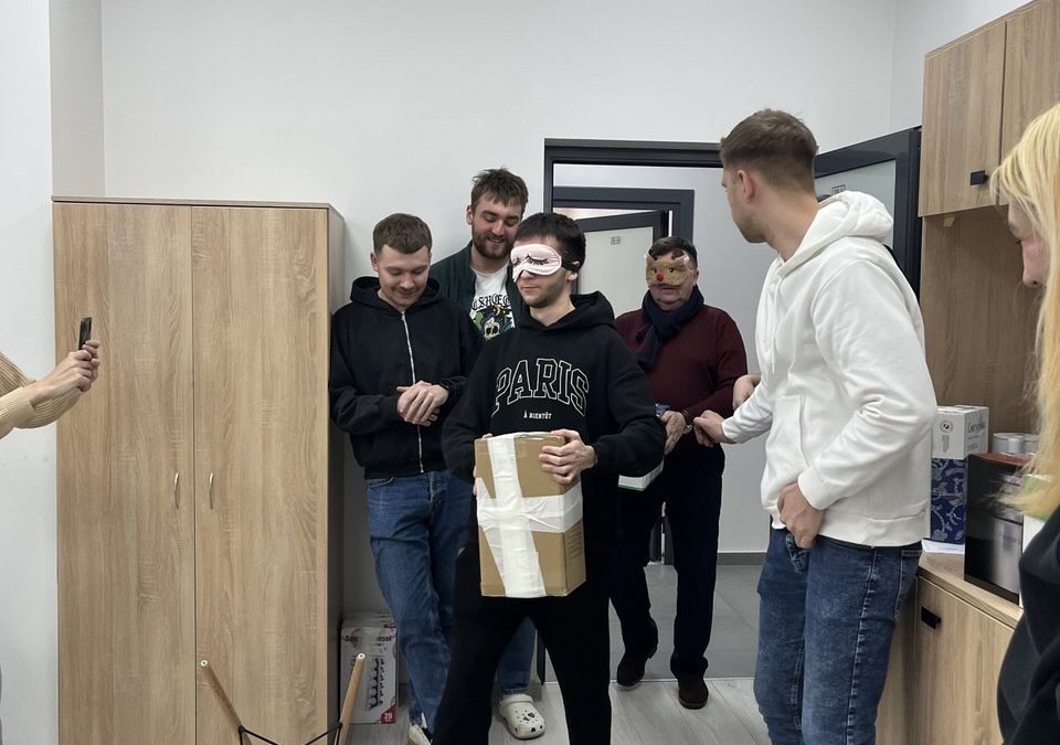 Поздравили мужчин с 23 февраля